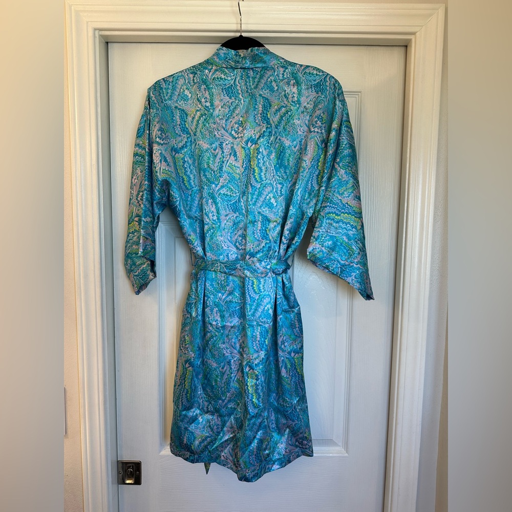 Unworn Patterned Lightweight Robe - image 2